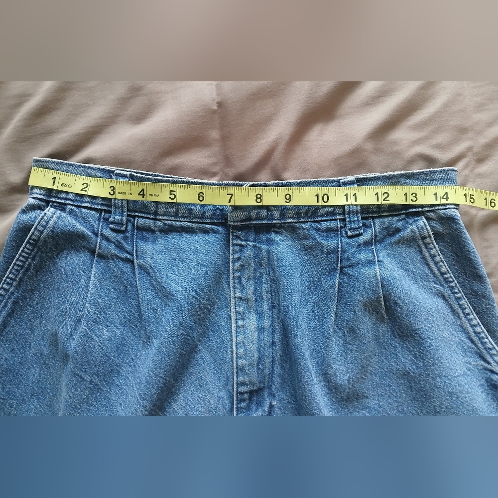 Vintage 90s high-waisted baggy jorts - Picture 6 of 9